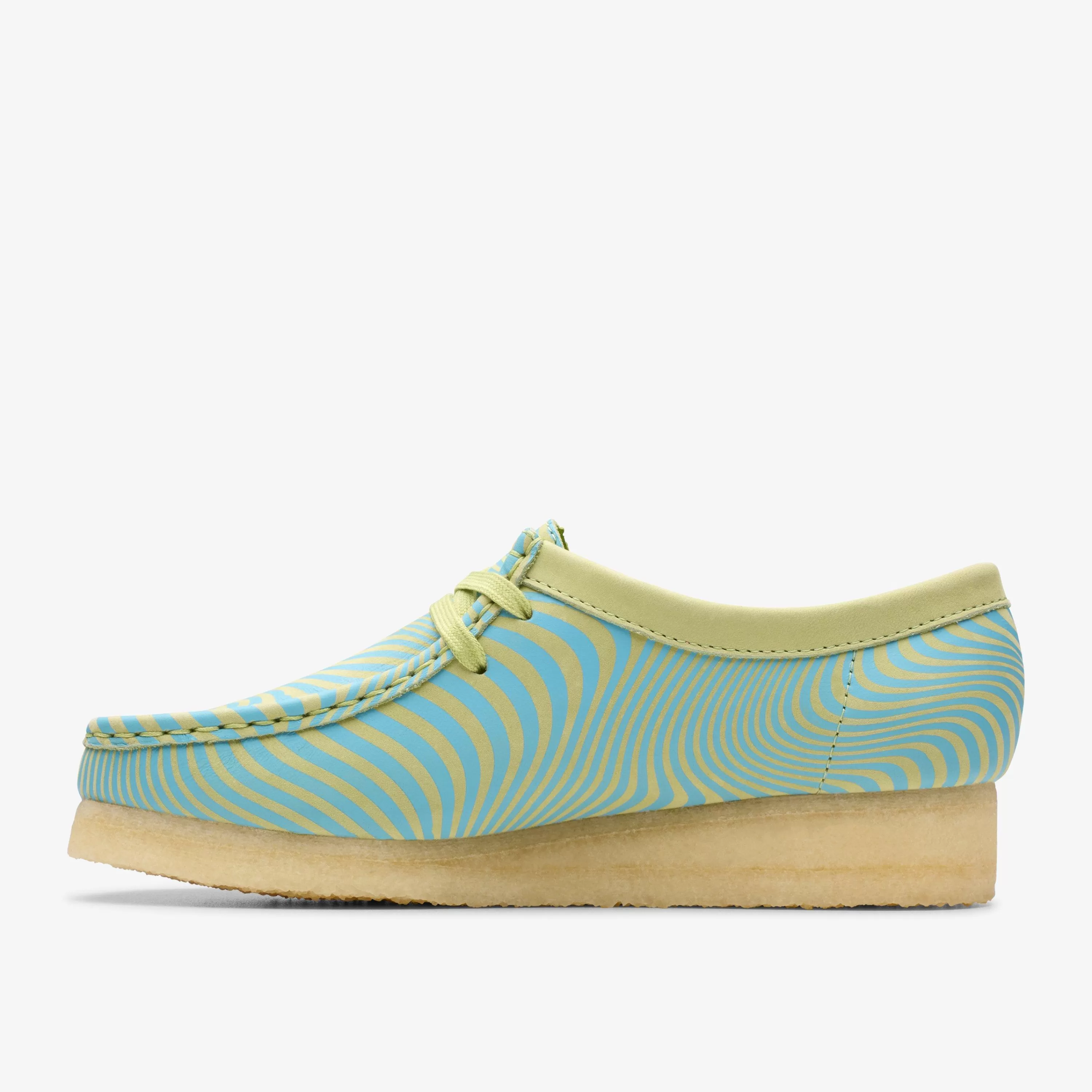 Women Clarks Wallabee